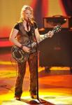 Video: Crystal Bowersox Choked Up in Inspirational 'Idol' Week