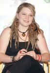 Crystal Bowersox Apologizes After Venting Her Frustration on Record Label