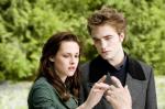 On-Set Pics and Video of 'Breaking Dawn': Bella and Edward's Romantic Scene
