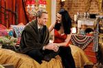 First Promotional Photos of Katy Perry on 'HIMYM'