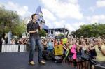 Video: Scotty McCreery Sings 'I Love You This Big' at Disney World