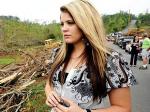 Visiting Hometown, Lauren Alaina Brought to Tears by Tornado Survivor Story