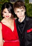 Justin Bieber and Selena Gomez Can't Take Lips Off Each Other