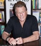 Ryan O'Neal Appears at Book Signing After 'Today' Cancellation