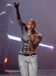 Video: Chris Brown Rocking 2012 BET Awards