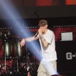 Eminem Thanks Fans, Dedicates Song to Those Struggling With Personal Issues