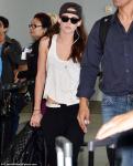 Kristen Stewart Stays Low-Key When Leaving Toronto After TIFF