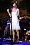 LeAnn Rimes Takes a Break From Rehab, Returns to Stage in Great Spirit