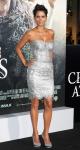 Halle Berry Looks Sexy in Silver at 'Cloud Atlas' L.A. Premiere