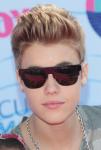 Justin Bieber Disagrees That His Mom Dates Chris Harrison