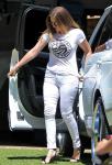 NY Governor Warns Khloe Kardashian for Selling Rich Soil T-Shirts