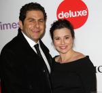 'Mad Men' Star Linda Cardellini Engaged to Baby Daddy Steven Rodriguez