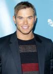 'Twilight' Actor Kellan Lutz in Talks to Join 'Expendables 3'
