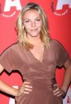Eloise Mumford Tapped as Anastasia's Roommate in 'Fifty Shades of Grey'