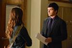 'Pretty Little Liars' 4.18 Preview: Ezra Spies on the Girls