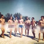 Leonardo DiCaprio's Girlfriend Toni Garrn Poses With Naked Men in Instagram Photo