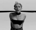 Miley Cyrus Goes Topless in Newly-Emerged Concert Video