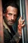 First Look at 'The Walking Dead' Season 5: Rick Takes a Peek