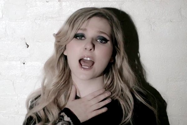New Music and Video: Abigail Breslin's 'You Suck' May Be About 5SOS' Michael Clifford