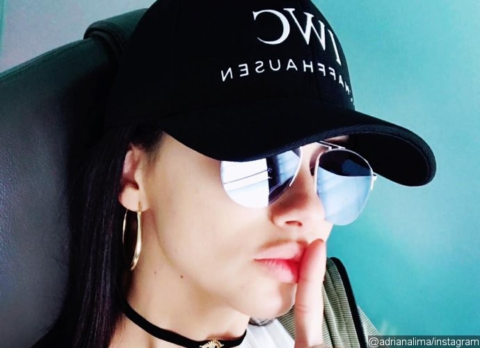 Is She Sworn Off Marriage? Adriana Lima Declares 'I Am Married With Me' in New Instagram Snap