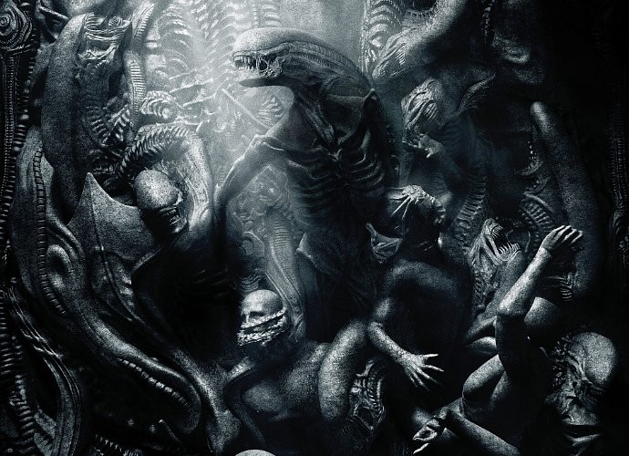 New 'Alien: Covenant' Poster Features Xenomorphs Suffocating the Engineers