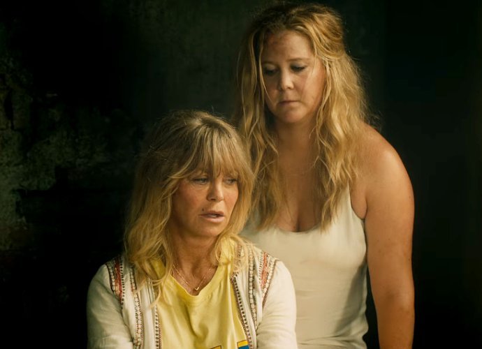 Amy Schumer and Goldie Hawn's Vacation Goes Wrong in New 'Snatched' Trailer