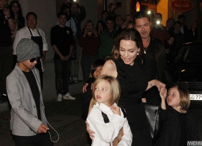 Angelina Jolie and Brad Pitt Are Ready to Start Co-Parenting Their 6 Kids