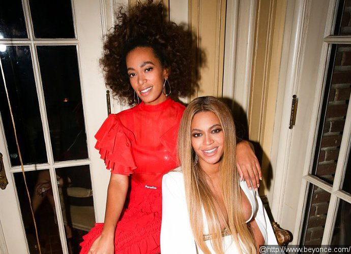 Pregnant Beyonce Sports Sexy Plunging White Gown at Solange's Private Grammy After-Party