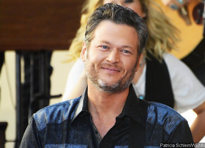 Blake Shelton Blasted After Racist, Sexist and Homophobic Tweets Resurface