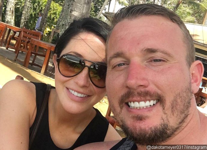 Are Bristol Palin and Dakota Meyer Back Together? She Wears Engagement Ring in This Photo