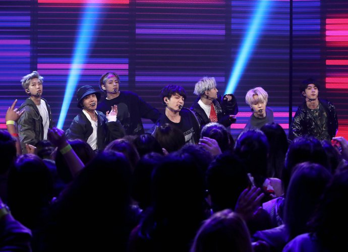 Watch BTS Perform 'Mic Drop' for the First Time on 'The Ellen DeGeneres Show'