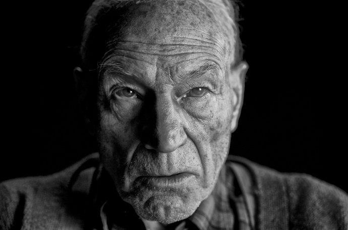 Check Out First Look at Patrick Stewart as Professor X in 'Logan'