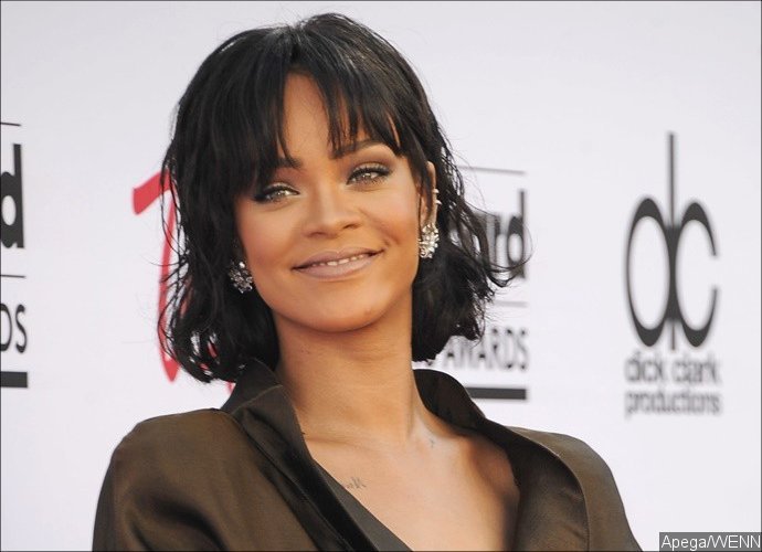 First Pictures of Rihanna on 'Bates Motel' Set