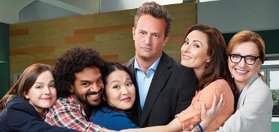  Matthew Perry is a widower who is forced to join therapy sessions on 'Go On' 