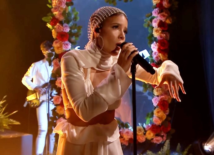 Halsey Delivers Alluring Performance of 'Now or Never' on 'The Tonight Show'