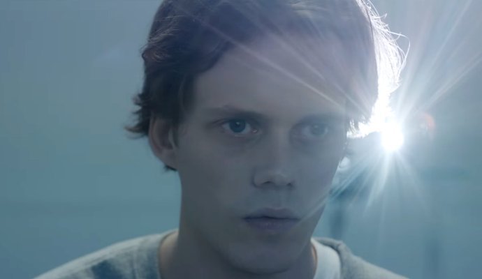 First-Look Teaser of Hulu's 'Castle Rock' Connects Stephen King Characters