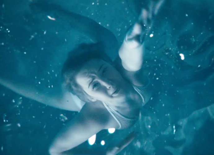 Jennifer Lawrence Battles Gravity in Bikini in Tense 'Passengers' Clip