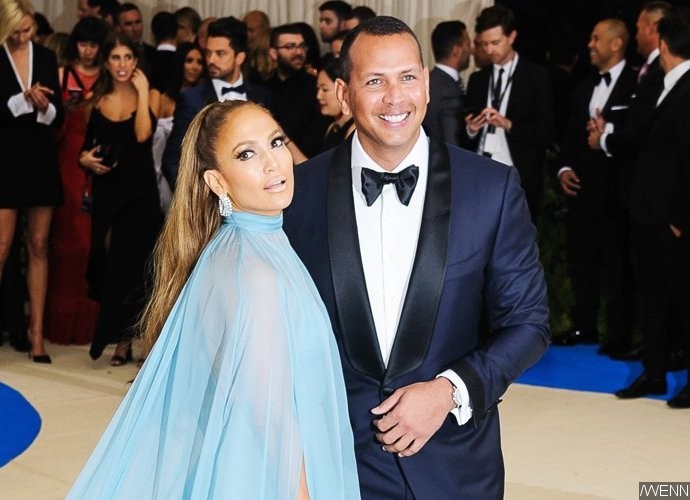 In Denial! J.Lo Refuses to Believe Alex Rodriguez Cheated on Her