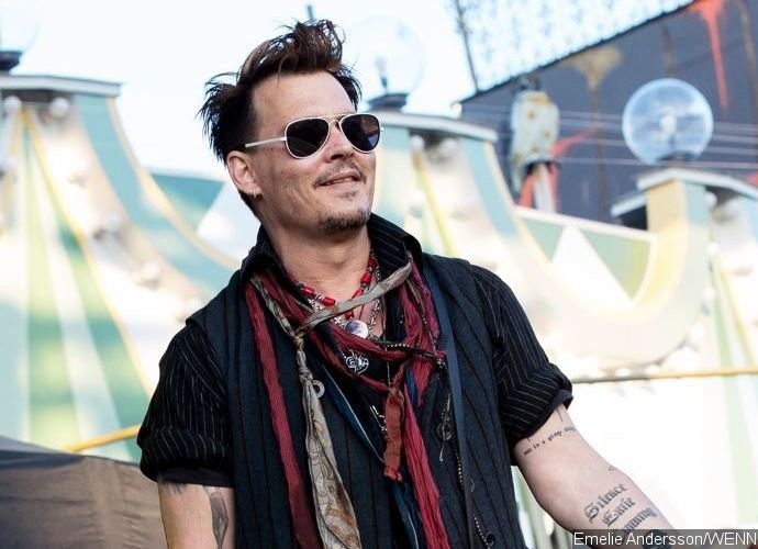 Johnny Depp Refuses to Memorize His Lines, Wears Earpiece on Movie Set