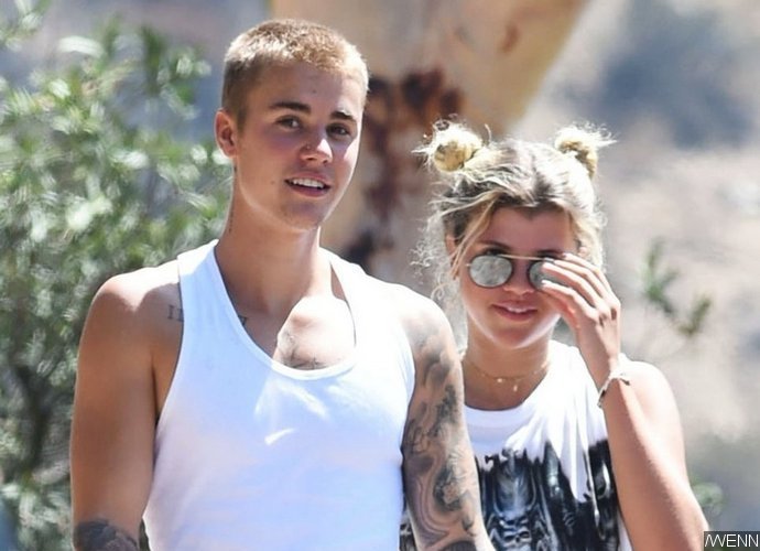 Justin Bieber and Sofia Richie Jet Off for Romantic Getaway Ahead of MTV VMAs