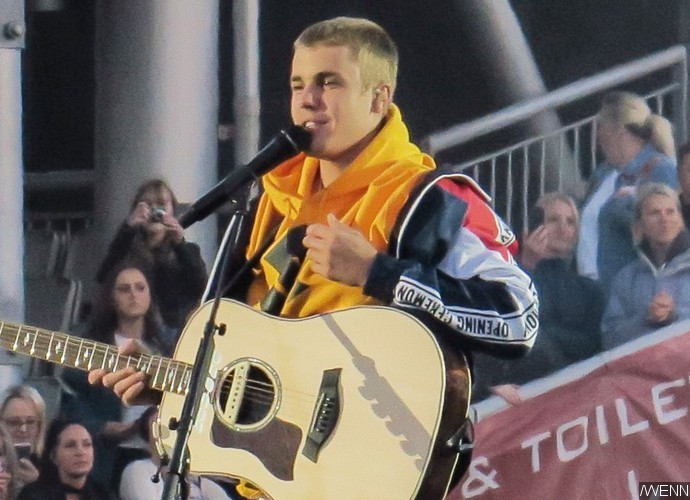 Justin Bieber Refuses to Sing 'Despacito', Unhappy Fan Throws an Object at Him