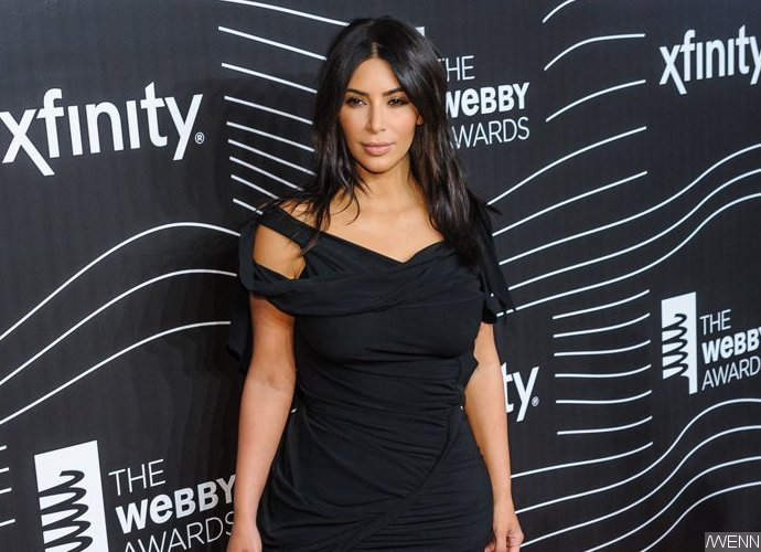 Kim Kardashian Deceives Paparazzi With a Lookalike During Mexican Getaway