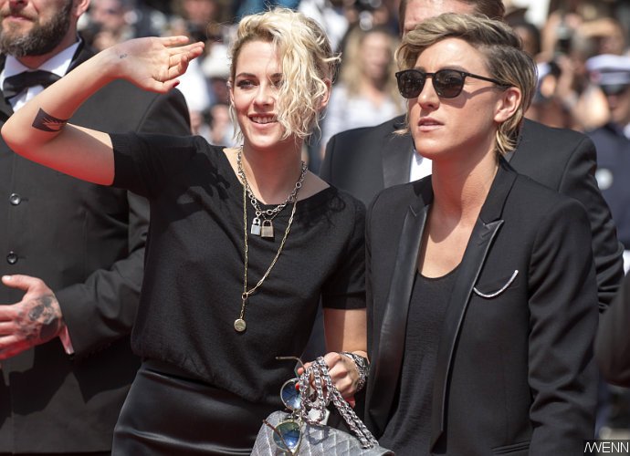 Kristen Stewart Walks Red Carpet With Alicia Cargile at 'American Honey' Cannes Premiere