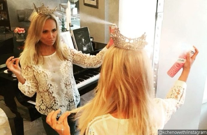 Kristin Chenoweth Joins the Cast of 'Hairspray Live!'