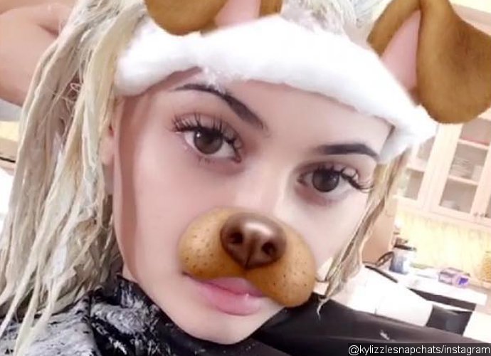Kylie Jenner Goes Platinum Blonde - See How Her Fans React