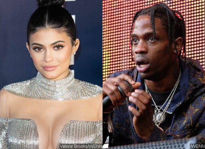 Video: Kylie Jenner Holding Hands With Travis Scott