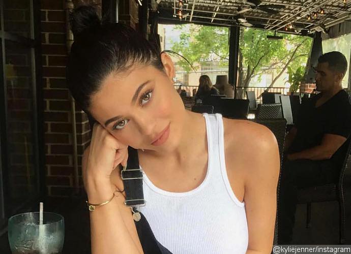 Kylie Jenner's Snapchat Is Hacked, Culprit Threatens to Expose Nude Photos of 'KUWTK' Star