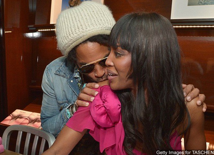 Are They Dating? Lenny Kravitz Plants a Kiss on Naomi Campbell's Shoulder