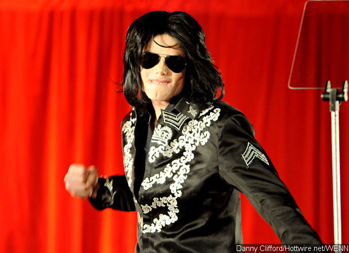 Netflix Is Circling Michael Jackson Movie 'Bubbles'