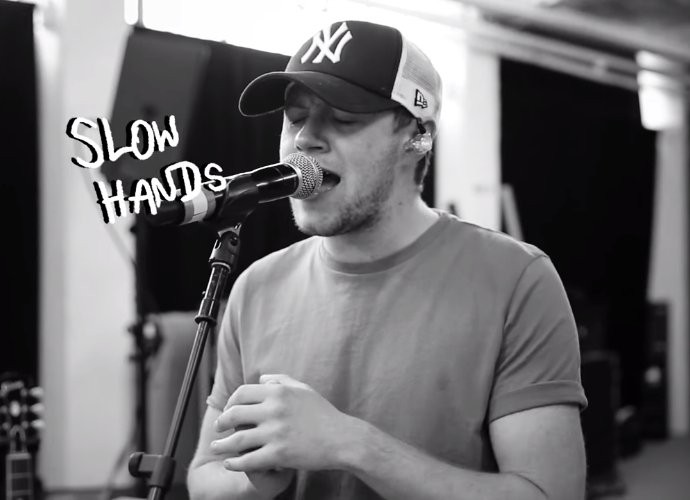 Niall Horan Releases Candid Lyric Video for 'Slow Hands'